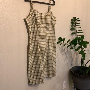 California Concepts Yellow plaid dress. Size 11.